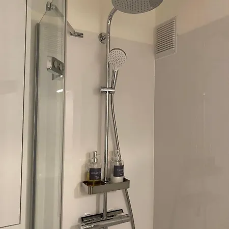 Cosy Testerep , Newly Renovated Apartament