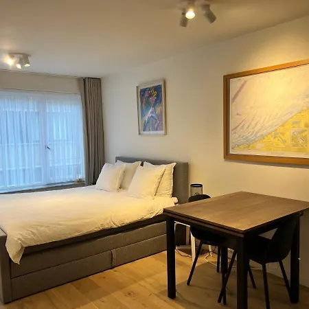Cosy Testerep , Newly Renovated Апартаменты